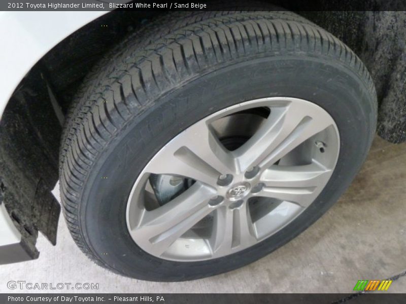 Blizzard White Pearl / Sand Beige 2012 Toyota Highlander Limited