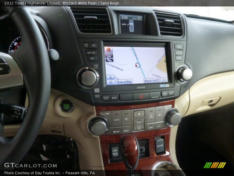 Blizzard White Pearl / Sand Beige 2012 Toyota Highlander Limited