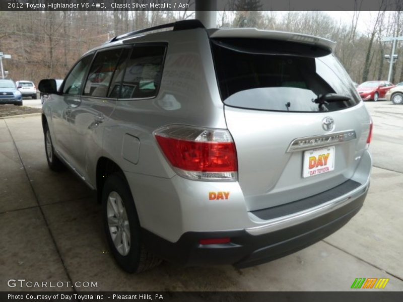 Classic Silver Metallic / Ash 2012 Toyota Highlander V6 4WD