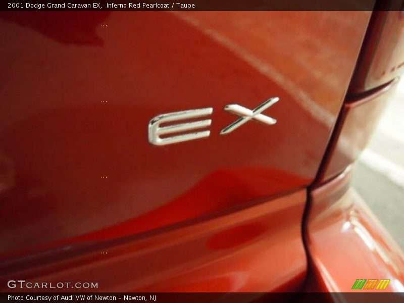 Inferno Red Pearlcoat / Taupe 2001 Dodge Grand Caravan EX