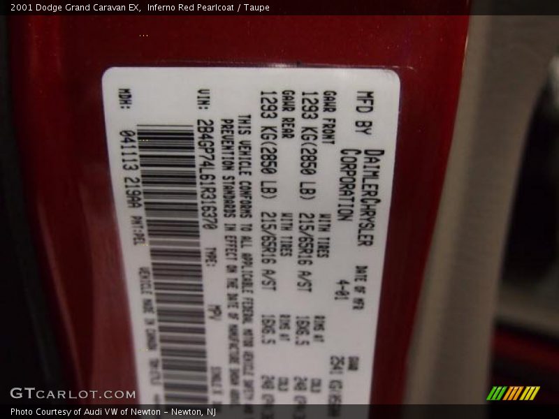 Inferno Red Pearlcoat / Taupe 2001 Dodge Grand Caravan EX