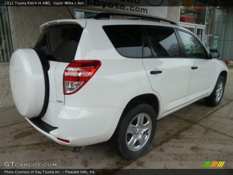 Super White / Ash 2012 Toyota RAV4 I4 4WD