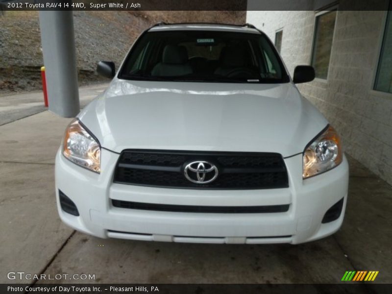 Super White / Ash 2012 Toyota RAV4 I4 4WD