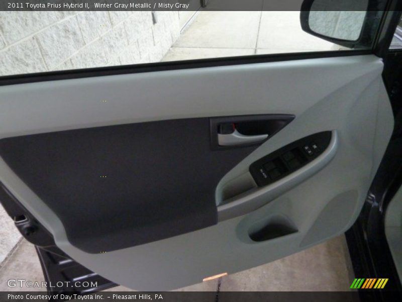 Winter Gray Metallic / Misty Gray 2011 Toyota Prius Hybrid II