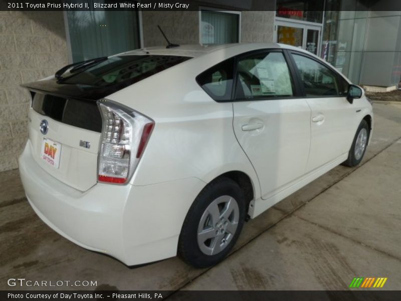 Blizzard White Pearl / Misty Gray 2011 Toyota Prius Hybrid II