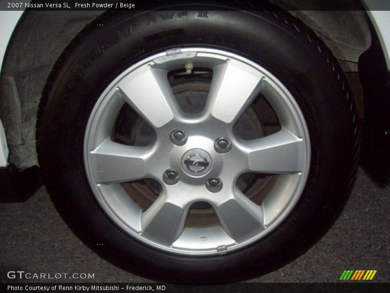 Fresh Powder / Beige 2007 Nissan Versa SL