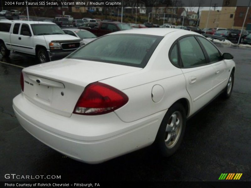 Vibrant White / Medium Graphite 2004 Ford Taurus SES Sedan