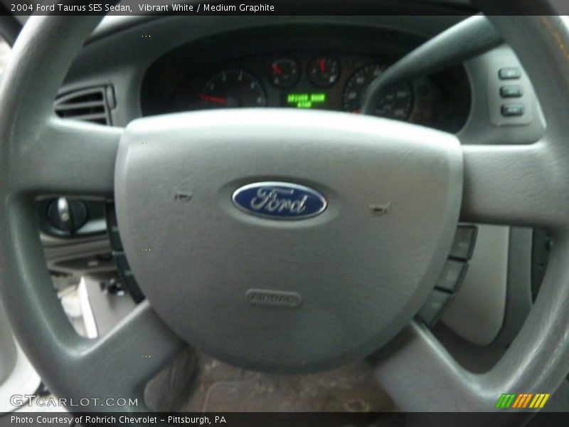 Vibrant White / Medium Graphite 2004 Ford Taurus SES Sedan