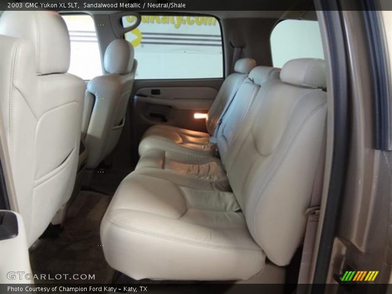 Sandalwood Metallic / Neutral/Shale 2003 GMC Yukon XL SLT