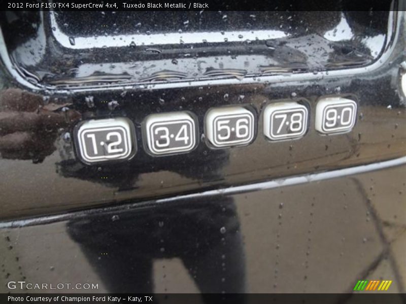 Tuxedo Black Metallic / Black 2012 Ford F150 FX4 SuperCrew 4x4
