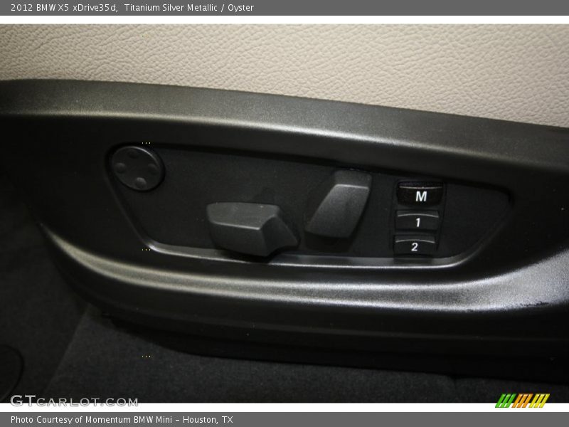 Titanium Silver Metallic / Oyster 2012 BMW X5 xDrive35d