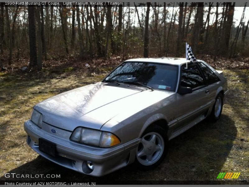 Light Titanium Metallic / Titanium 1990 Ford Mustang GT Coupe