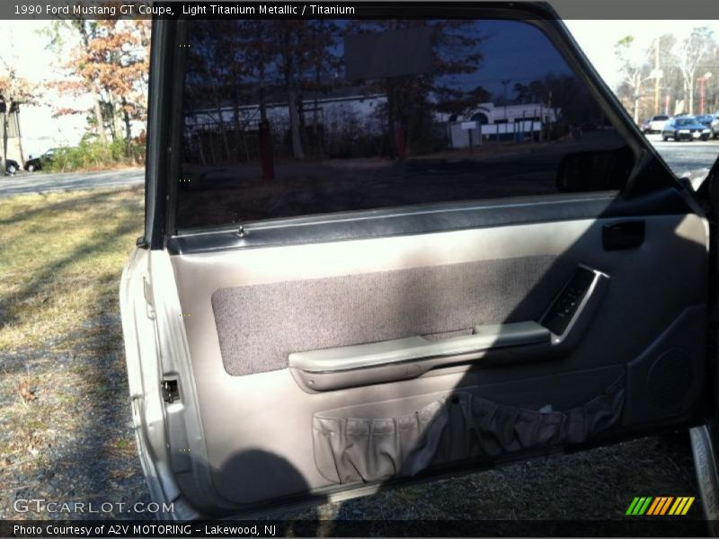 Light Titanium Metallic / Titanium 1990 Ford Mustang GT Coupe
