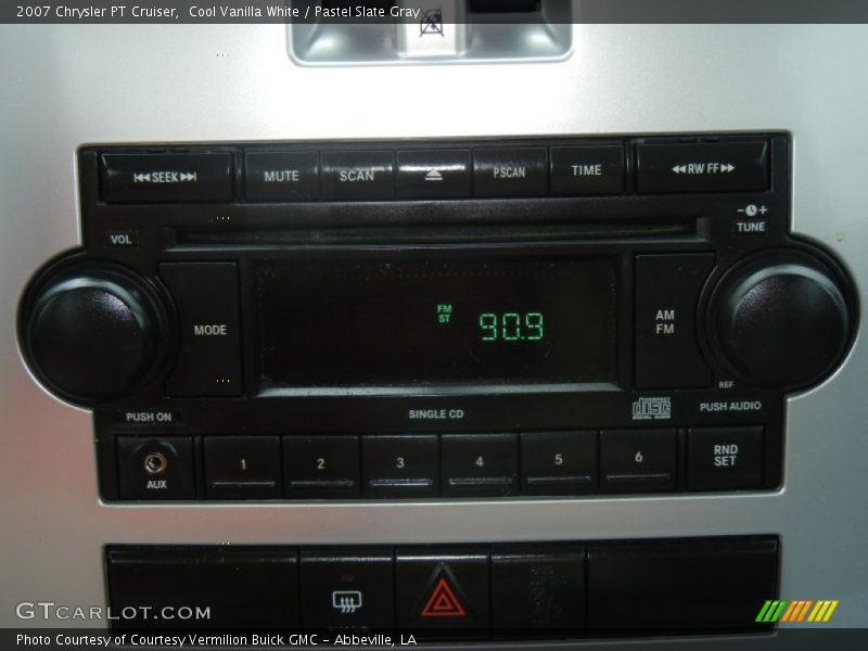 Cool Vanilla White / Pastel Slate Gray 2007 Chrysler PT Cruiser