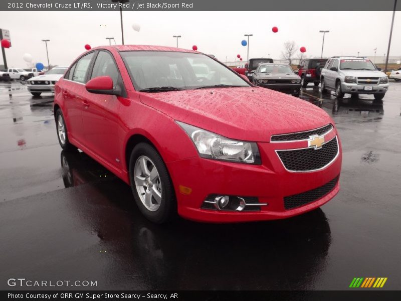 Front 3/4 View of 2012 Cruze LT/RS