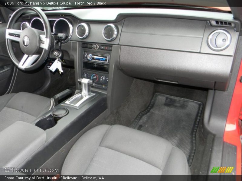  2006 Mustang V6 Deluxe Coupe Black Interior