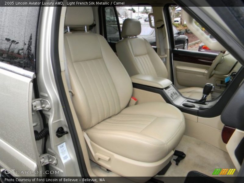 Light French Silk Metallic / Camel 2005 Lincoln Aviator Luxury AWD