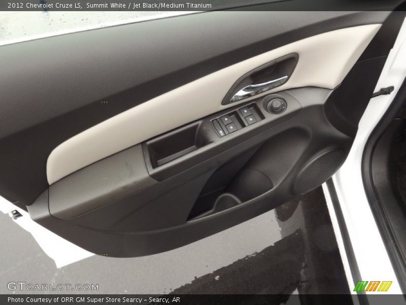 Summit White / Jet Black/Medium Titanium 2012 Chevrolet Cruze LS