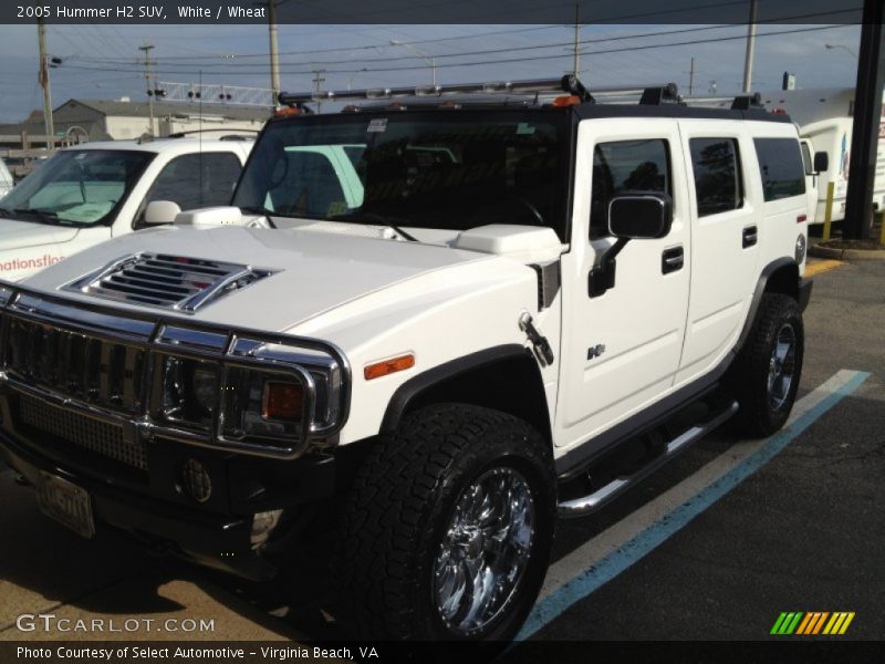 White / Wheat 2005 Hummer H2 SUV
