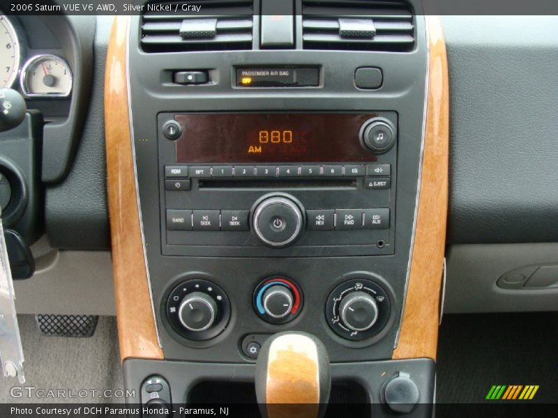 Controls of 2006 VUE V6 AWD