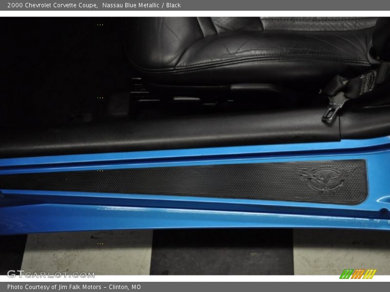 Nassau Blue Metallic / Black 2000 Chevrolet Corvette Coupe