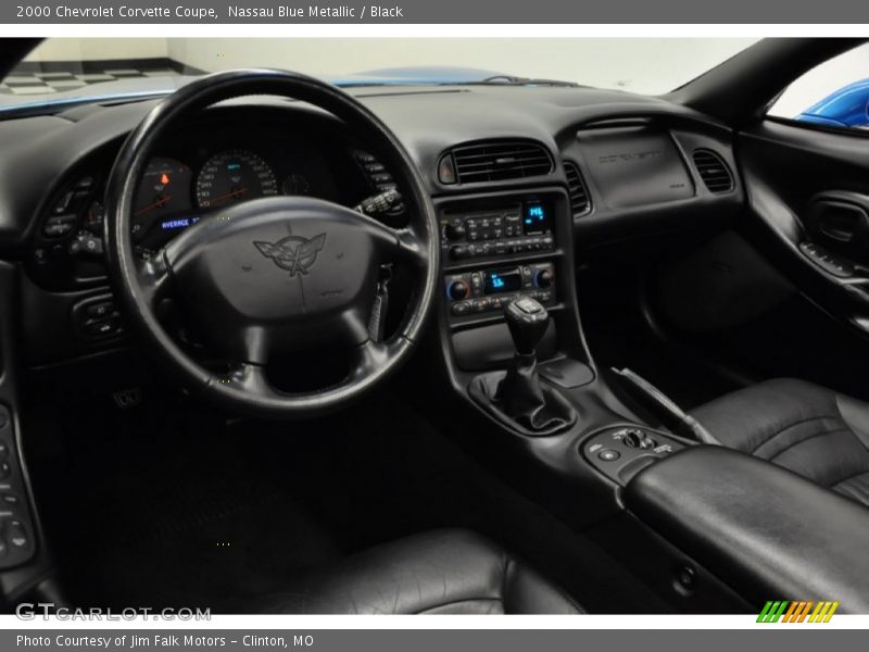 Dashboard of 2000 Corvette Coupe