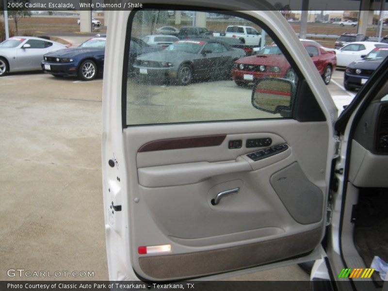 White Diamond / Shale 2006 Cadillac Escalade