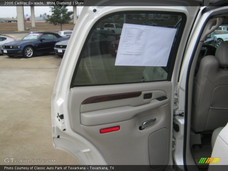 White Diamond / Shale 2006 Cadillac Escalade