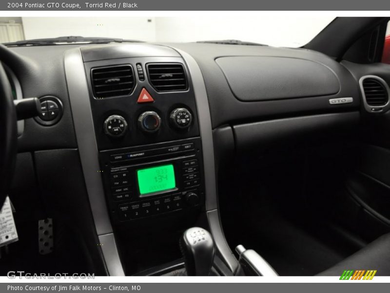 Torrid Red / Black 2004 Pontiac GTO Coupe