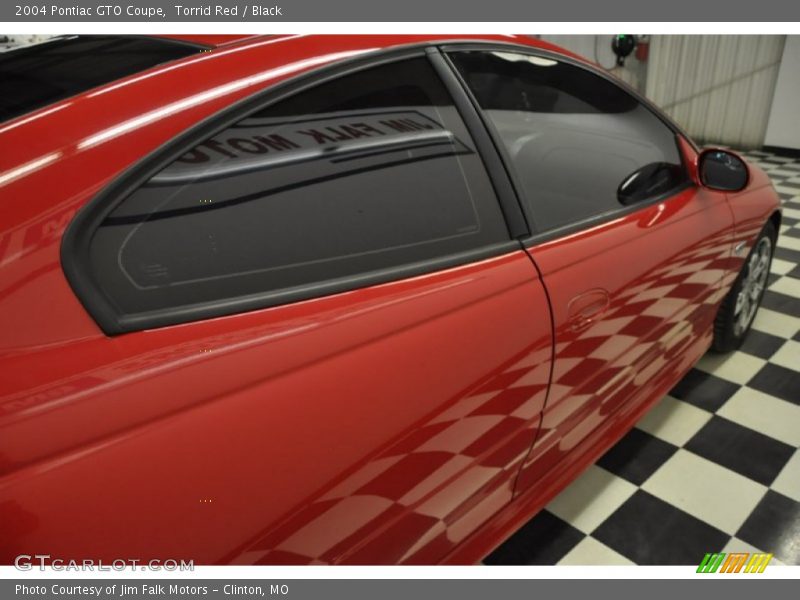 Torrid Red / Black 2004 Pontiac GTO Coupe