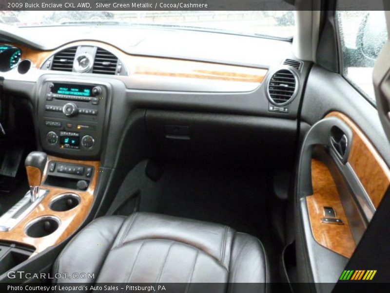 Silver Green Metallic / Cocoa/Cashmere 2009 Buick Enclave CXL AWD