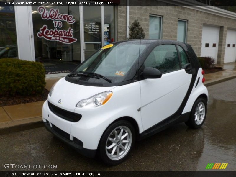 Crystal White / Design Black 2009 Smart fortwo passion coupe