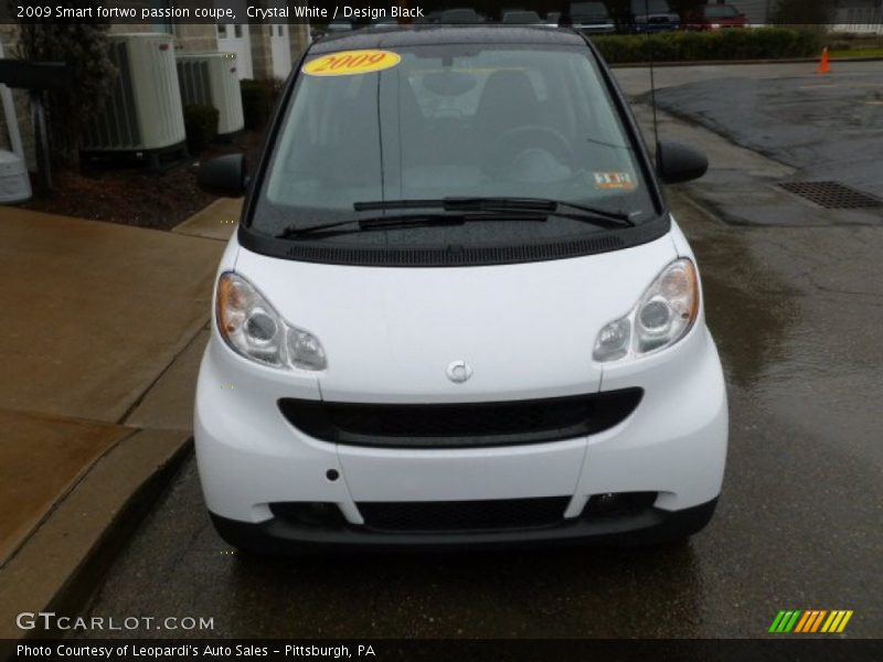 Crystal White / Design Black 2009 Smart fortwo passion coupe