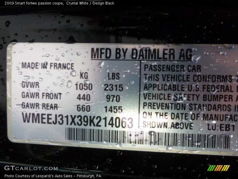 Crystal White / Design Black 2009 Smart fortwo passion coupe