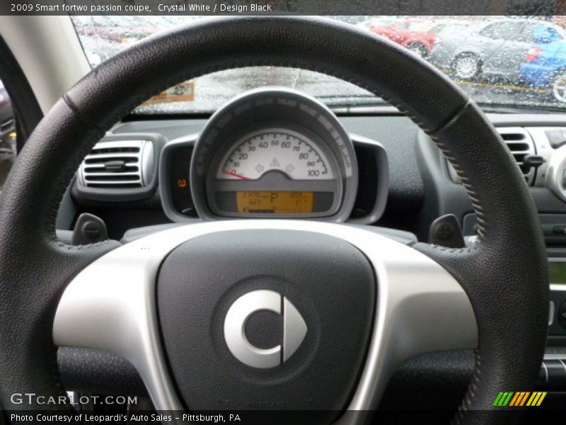 Crystal White / Design Black 2009 Smart fortwo passion coupe