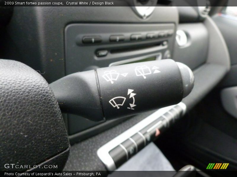 Controls of 2009 fortwo passion coupe