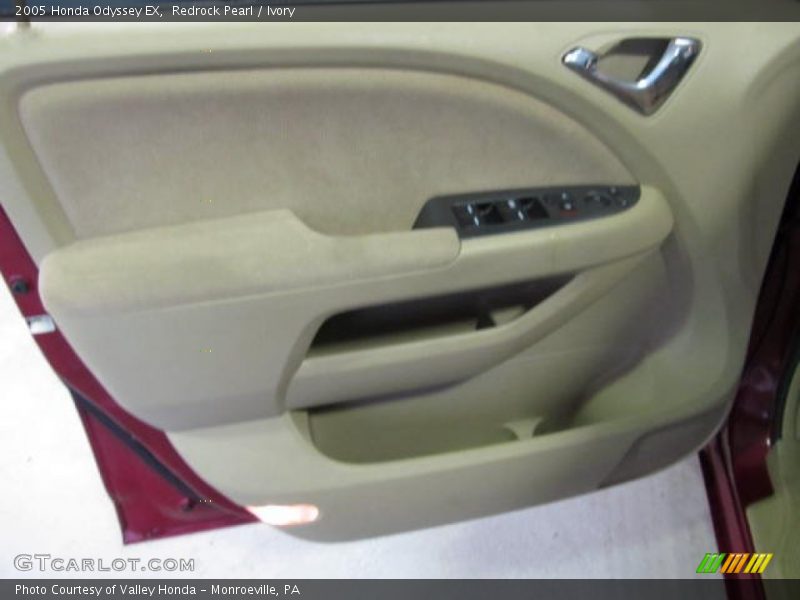 Redrock Pearl / Ivory 2005 Honda Odyssey EX