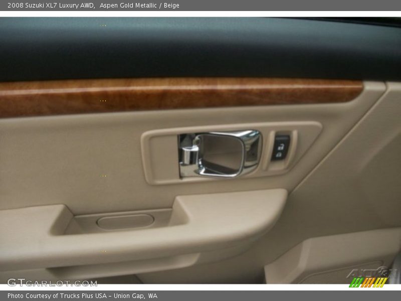 Aspen Gold Metallic / Beige 2008 Suzuki XL7 Luxury AWD