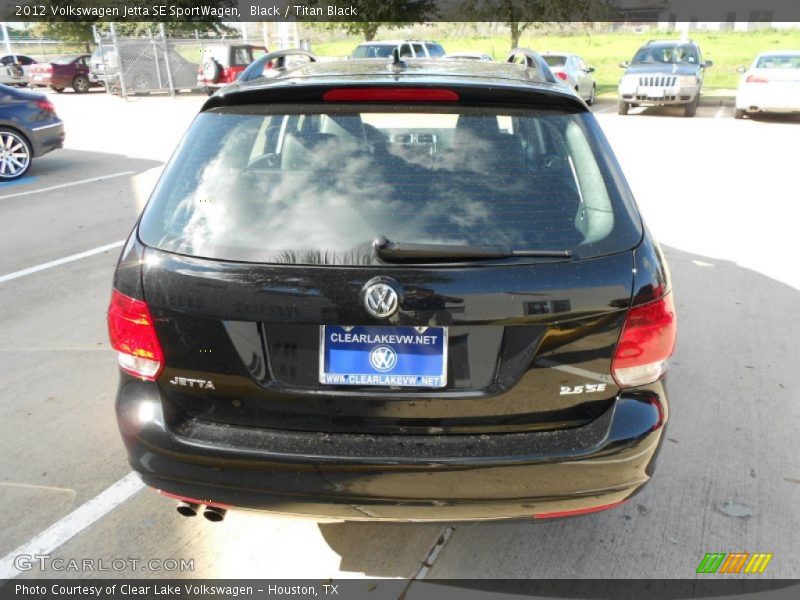 Black / Titan Black 2012 Volkswagen Jetta SE SportWagen