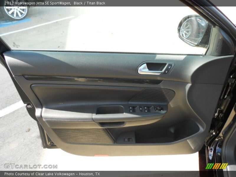 Black / Titan Black 2012 Volkswagen Jetta SE SportWagen