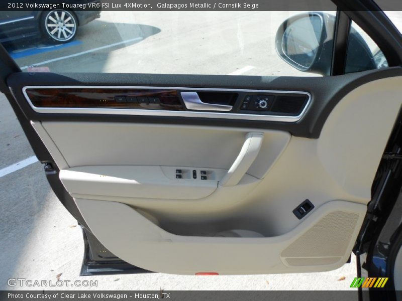 Galapagos Metallic / Cornsilk Beige 2012 Volkswagen Touareg VR6 FSI Lux 4XMotion