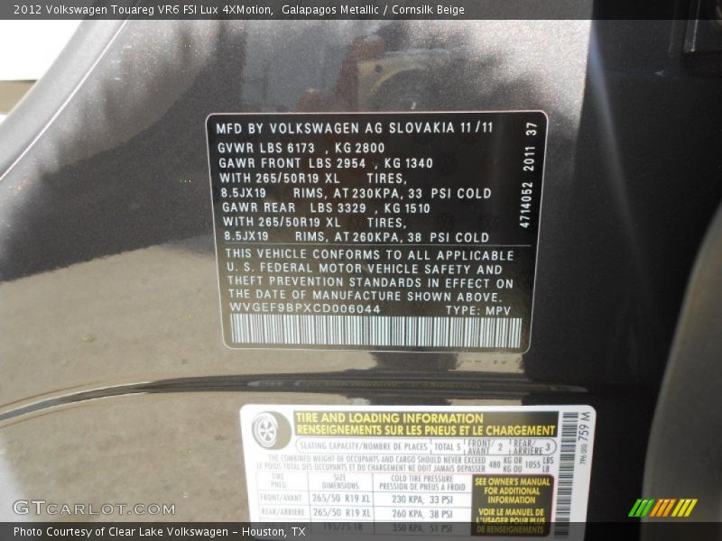 Galapagos Metallic / Cornsilk Beige 2012 Volkswagen Touareg VR6 FSI Lux 4XMotion