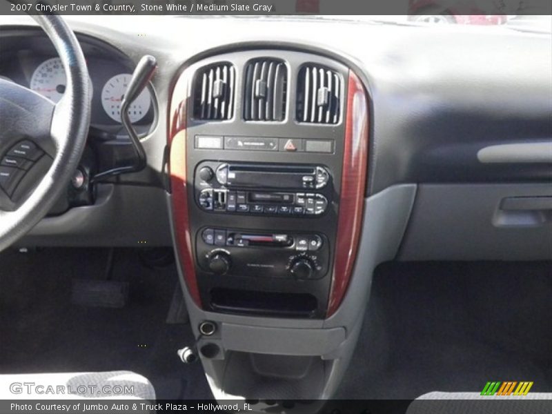 Stone White / Medium Slate Gray 2007 Chrysler Town & Country