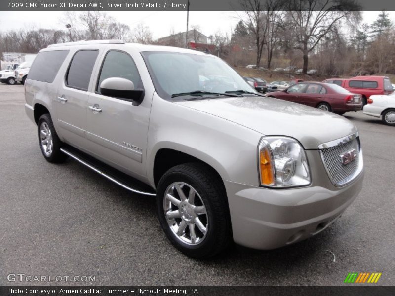 Silver Birch Metallic / Ebony 2009 GMC Yukon XL Denali AWD