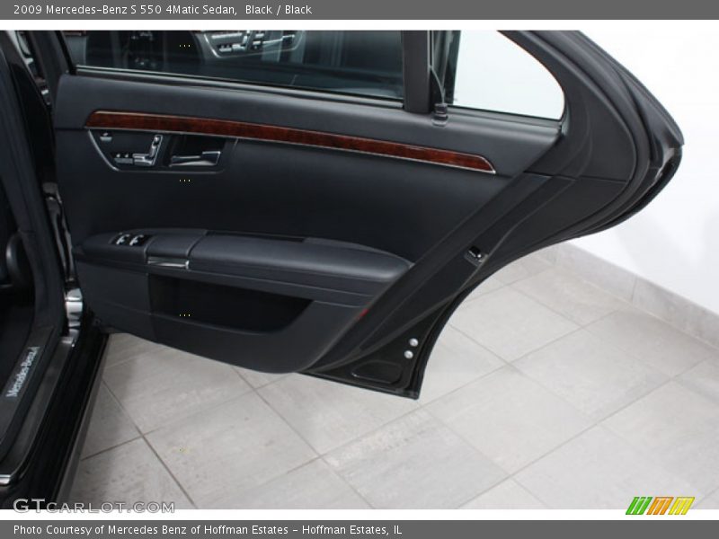 Black / Black 2009 Mercedes-Benz S 550 4Matic Sedan