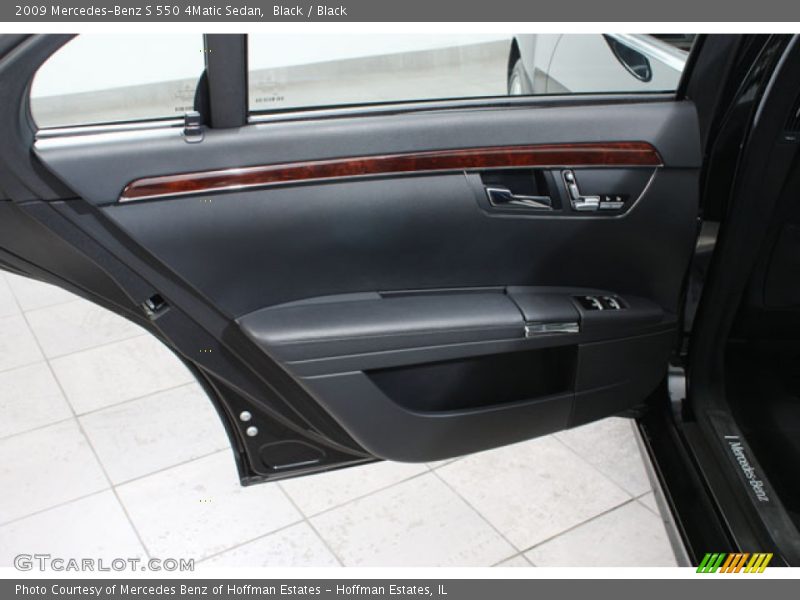 Black / Black 2009 Mercedes-Benz S 550 4Matic Sedan