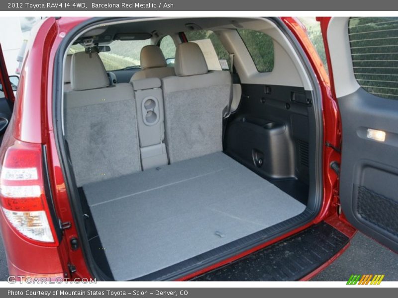  2012 RAV4 I4 4WD Trunk