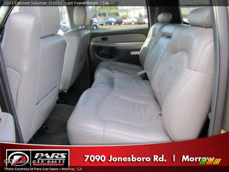 Light Pewter Metallic / Tan 2001 Chevrolet Suburban 1500 LS