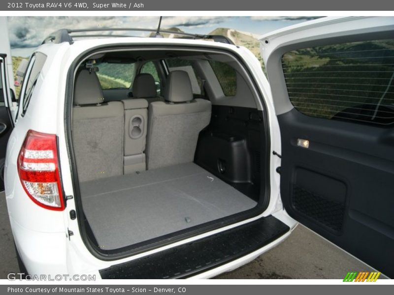 Super White / Ash 2012 Toyota RAV4 V6 4WD