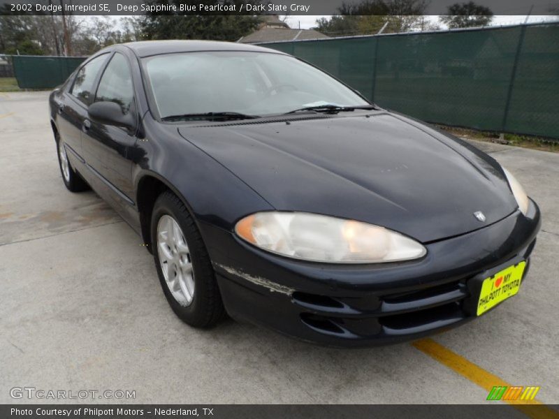 Deep Sapphire Blue Pearlcoat / Dark Slate Gray 2002 Dodge Intrepid SE
